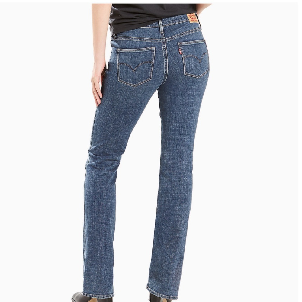 Levis Bootcut - Picture 3 of 9